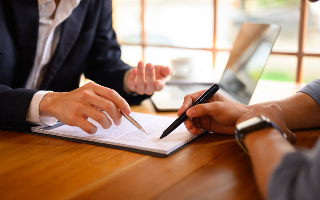 How to Avoid Common Mistakes in Business Contracts